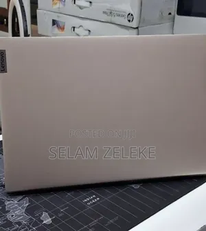 New Laptop Lenovo 8GB Intel Core i3 SSD 256GB