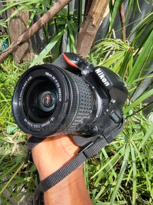Nikon D5500 DSLR Camera – For Sale