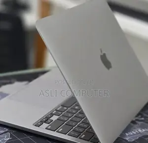 New Laptop Apple MacBook Pro 2021 M1 8GB Apple M1 Pro SSD 512GB