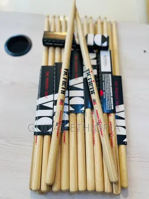 Drum Stick Vic Firth