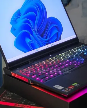 New Laptop Lenovo Legion 9 32GB AMD Ryzen 9 SSD 1T