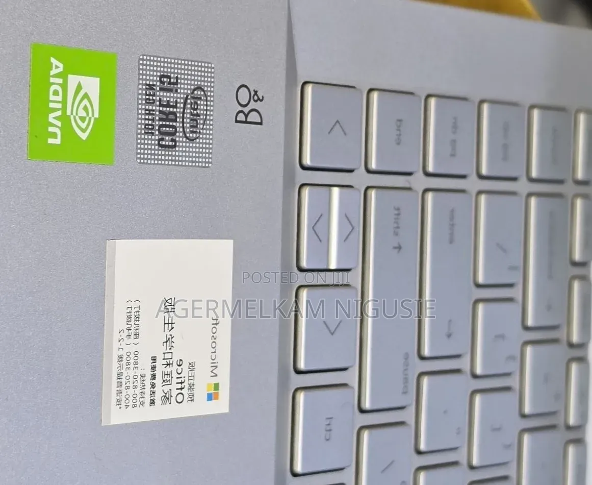 New Laptop HP Pavilion 14 8GB Intel Core i5 SSD 512GB