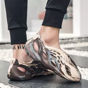 Yeezy Foam Runner