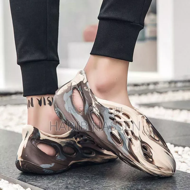 Yeezy Foam Runner