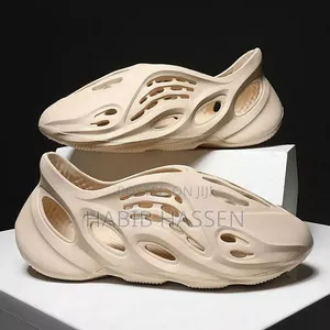 Yeezy Foam Runner