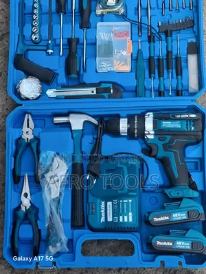 ማኪታ ቻርጄብል ድሪል ከሙሉ አክሰሰሪ ጋር - Makita Rechargeable Accessories Set