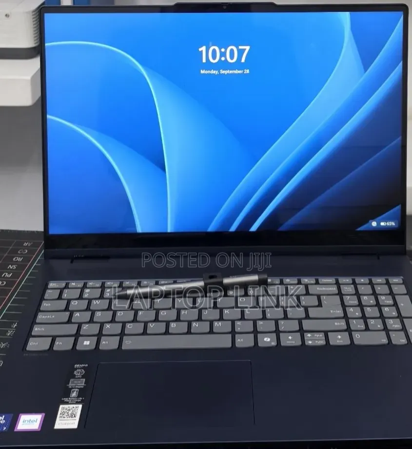New Laptop Lenovo IdeaPad 520 32GB Intel Core Ultra 7 SSD 1T