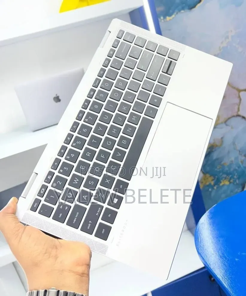 New Laptop HP EliteBook x360 1040 G7 16GB Intel Core i7 SSD 512GB