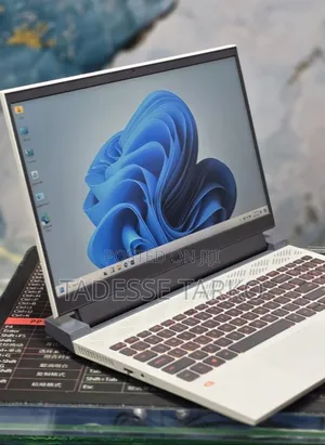 New Laptop Dell G15 5510 16GB AMD Ryzen 7 SSD 512GB