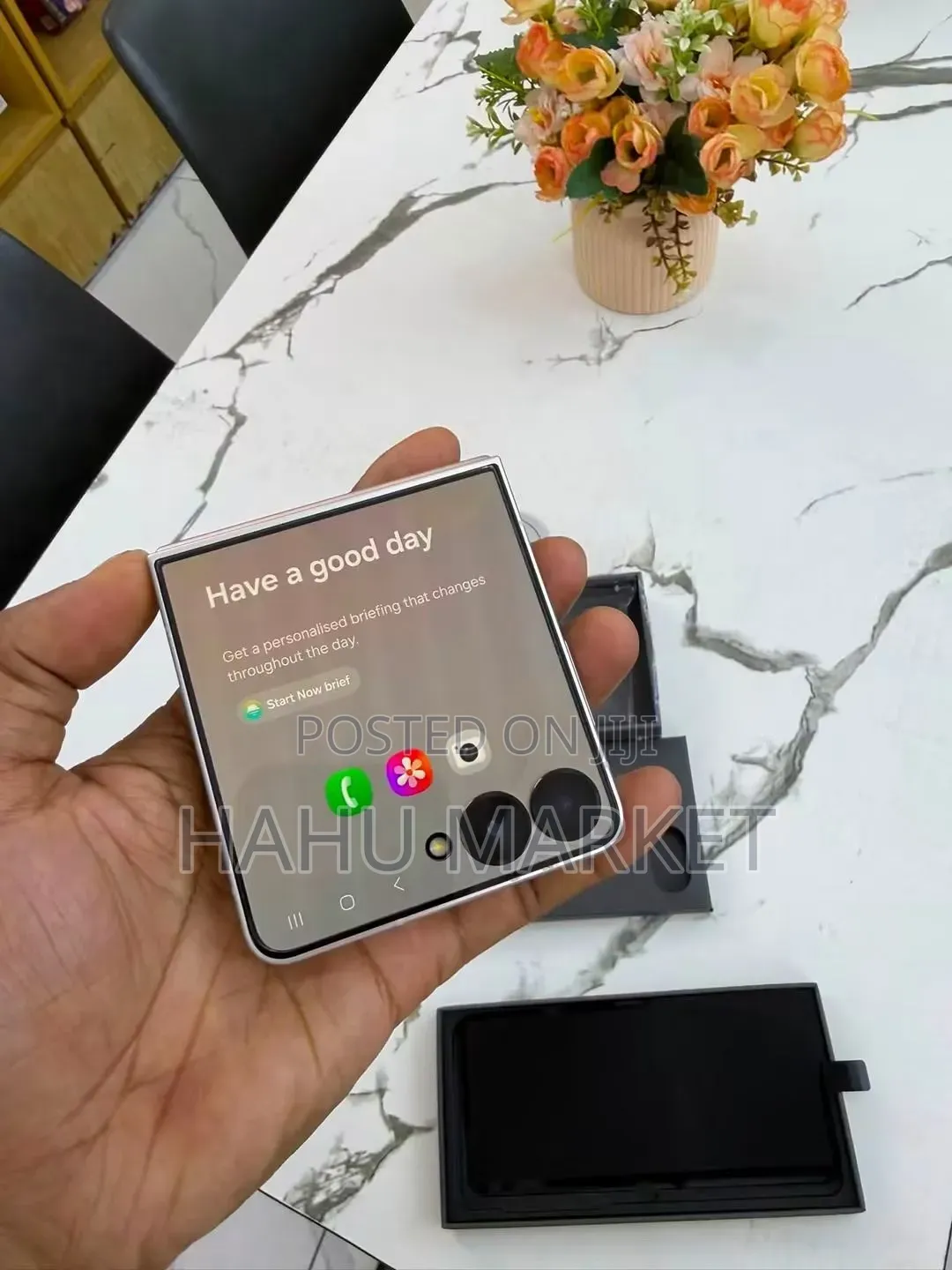 Samsung Galaxy Z Flip6 256 GB Gray