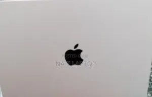 New Laptop Apple MacBook Pro 2025 M5 16GB Apple M5 Pro SSD 512GB