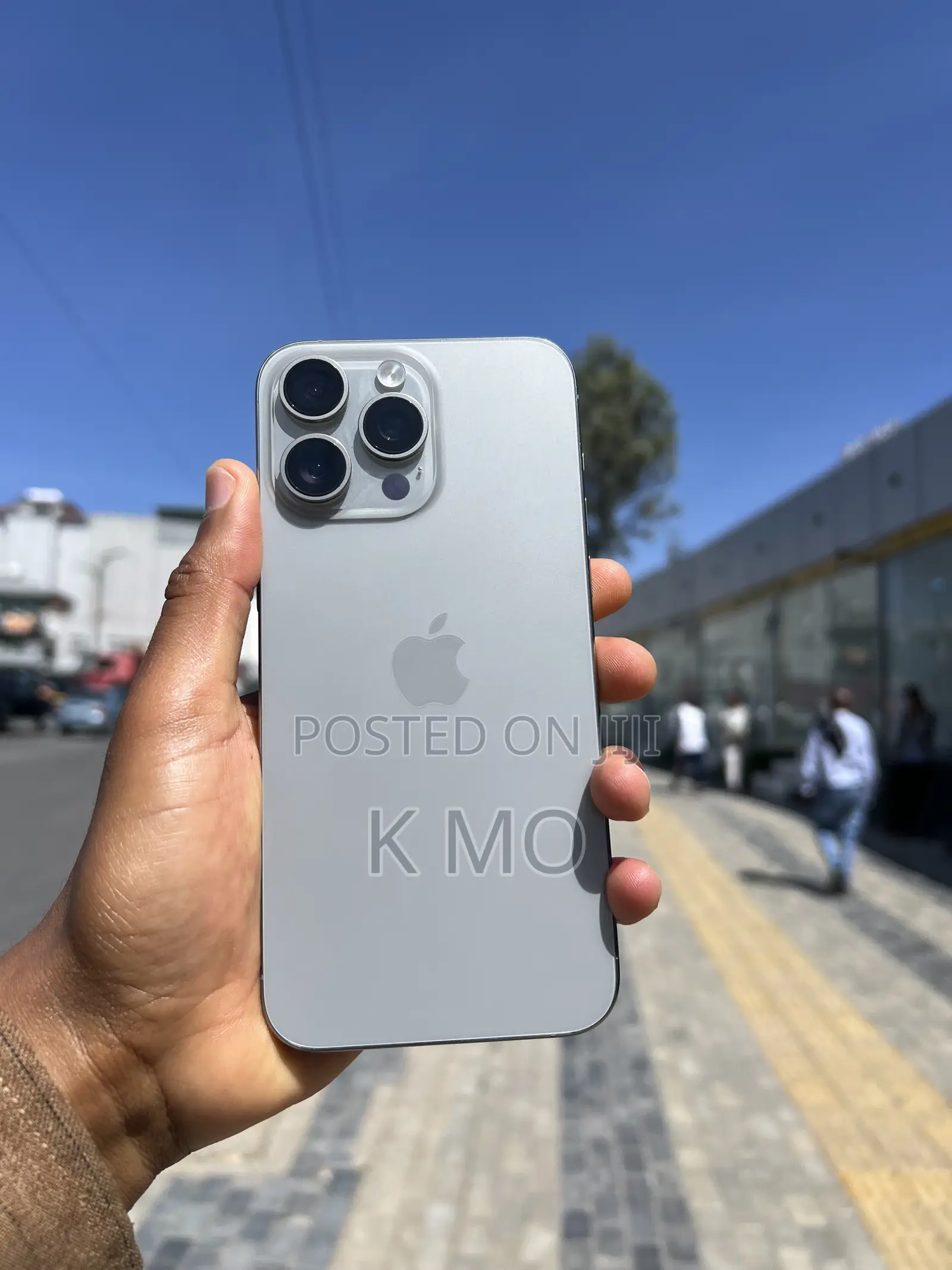 New Apple iPhone 15 Pro Max 256 GB Silver