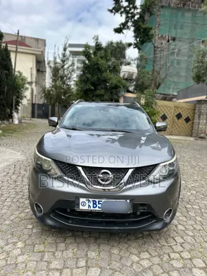 Nissan Qashqai 2017 Gray