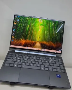 New Laptop Lenovo Yoga 9 16GB Intel Core Ultra 7 SSD 512GB