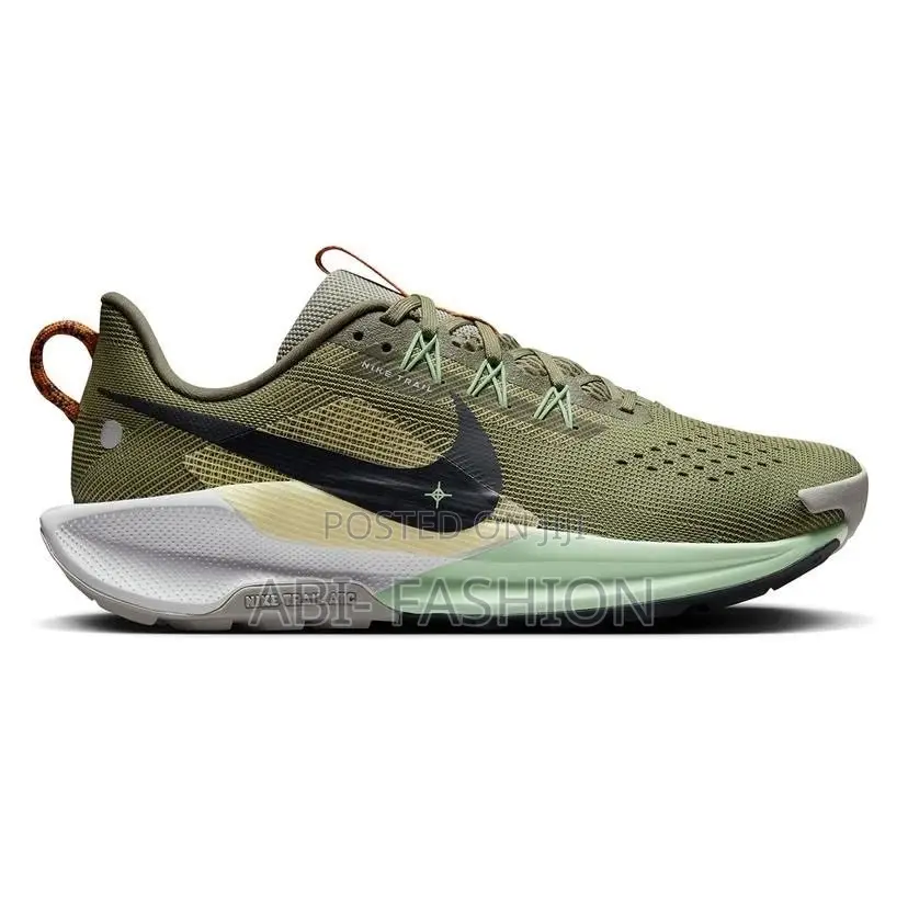 Nike ACG Trail GORE-TEX Advanced Premium Sneakers
