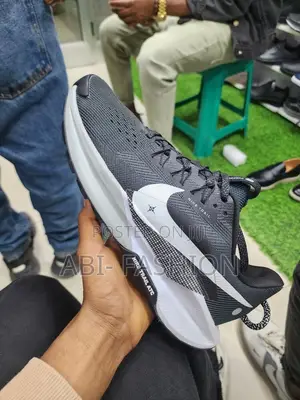 Nike ACG Trail GORE-TEX Advanced Premium Sneakers
