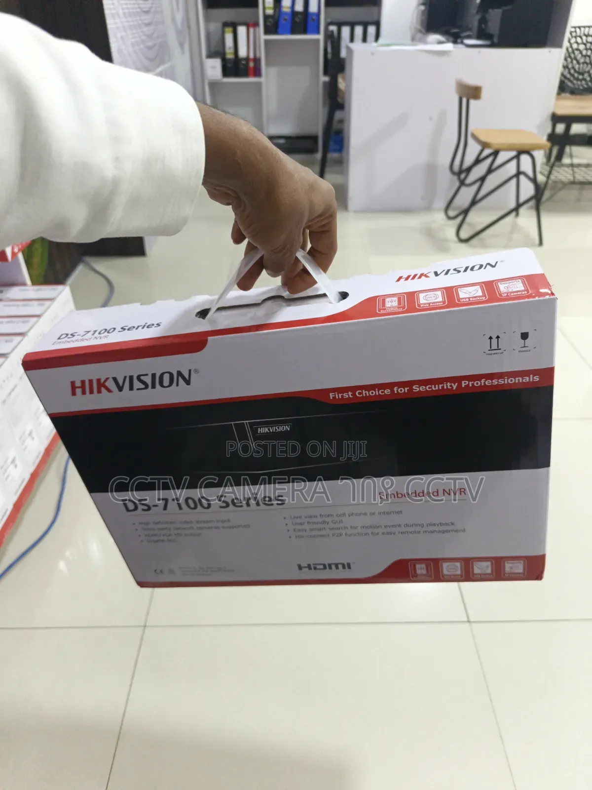 Hikvision Emdedded 4ch NVR