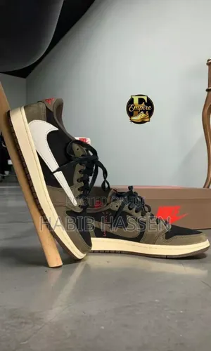 nike/Travis Scott X Air Jordan 1 Low OG "Dark Mocha",