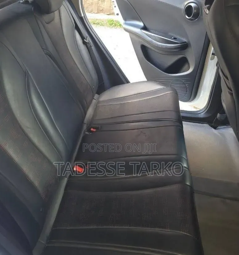 BYD E2 43 kWh 94 hp FWD 2023 White