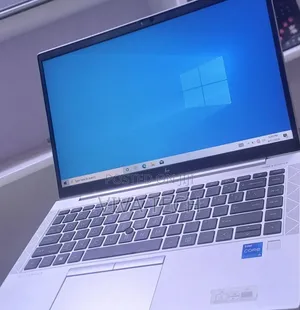 New Laptop HP EliteBook 840 G8 16GB Intel Core i5 SSD 512GB