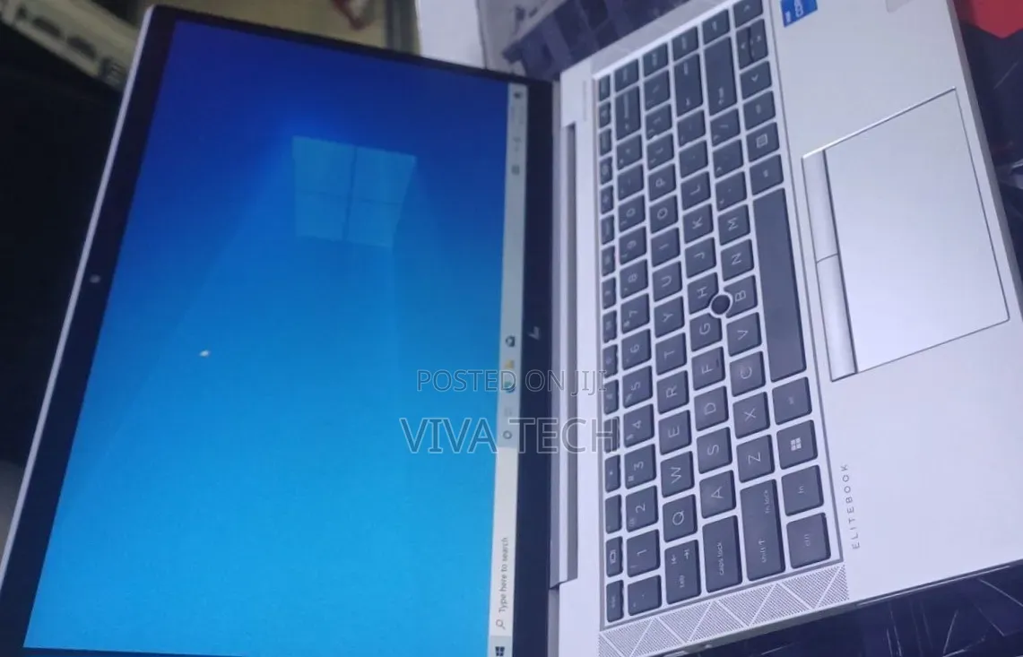New Laptop HP EliteBook 840 G8 16GB Intel Core i5 SSD 512GB