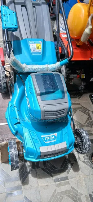 Total Chargbel Lawn Mower 40 V