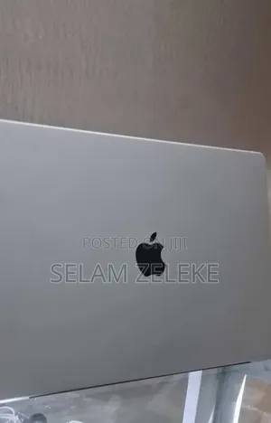 New Laptop Apple MacBook Pro 2021 M1 32GB Apple M1 Pro SSD 512GB
