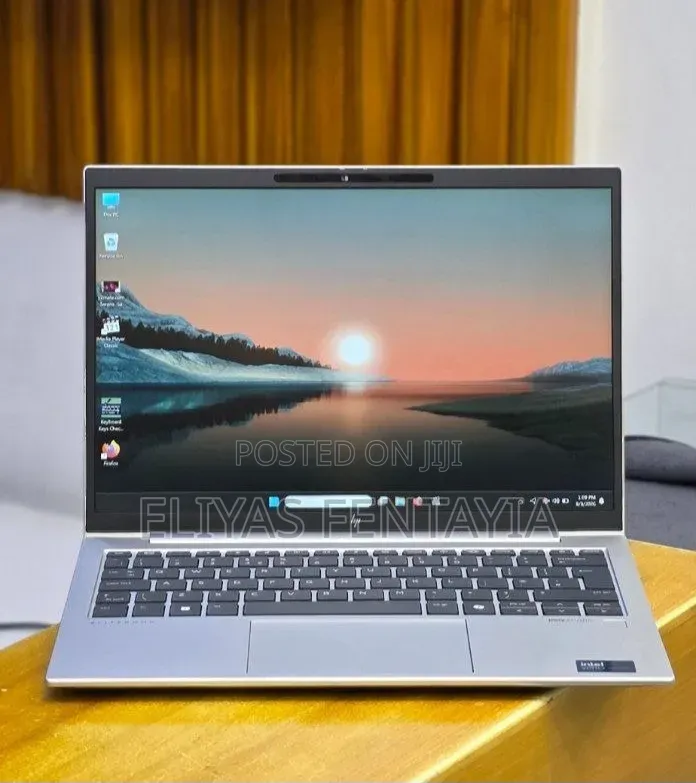New Laptop HP Elitebook 830 G11 16GB Intel Core i7 SSD 512GB