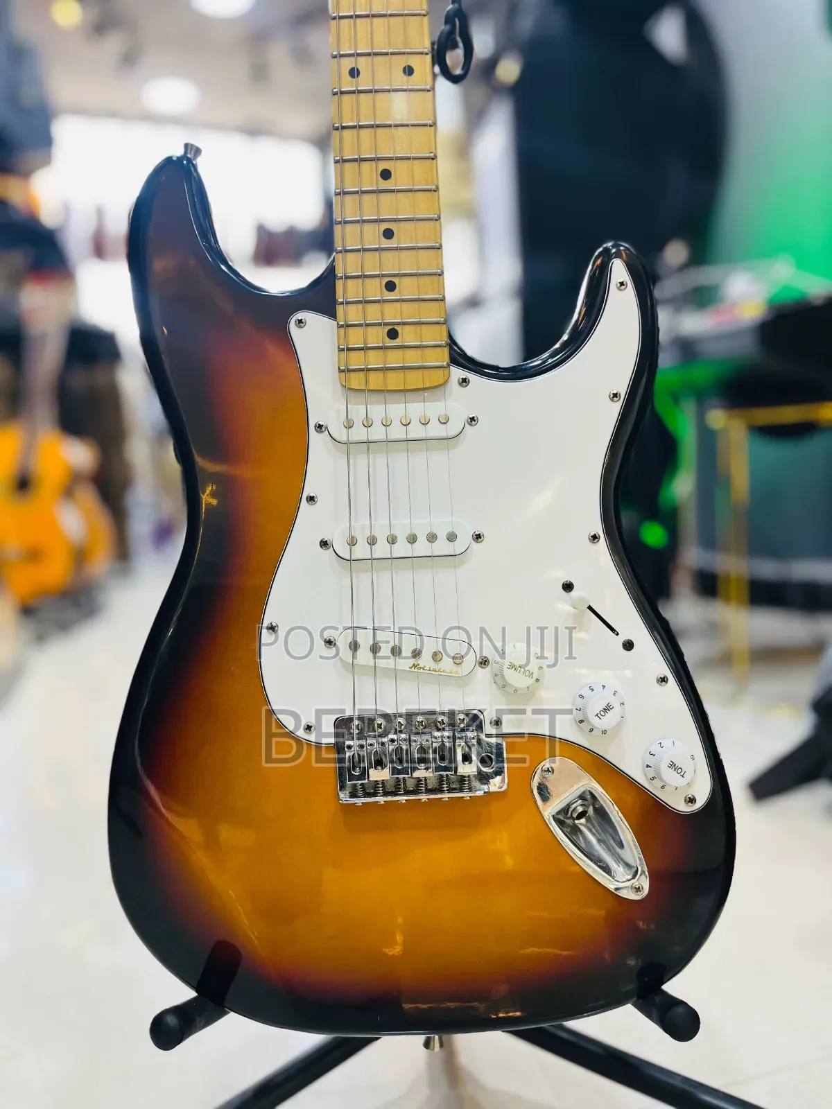 Fender Stratocaster Lesd Guitar ሊድ ጊታር
