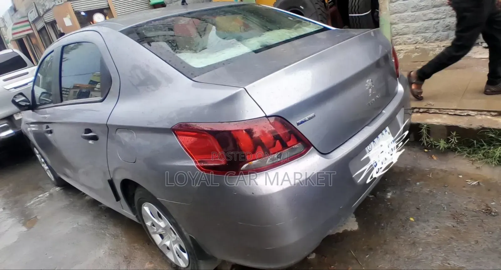 Peugeot 301 2019 Silver