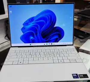 New Laptop Dell XPS 13 9340 16GB Intel Core Ultra 7 SSD 512GB