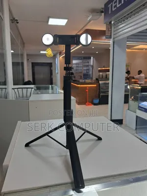 Selfie Stick With Grip Handle