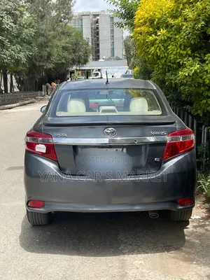 Toyota Yaris 2015 Blue