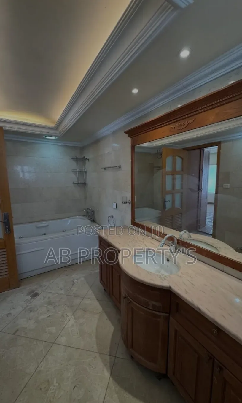Furnished 20bdrm Townhouse/Terrace in Bole Skylight for sale