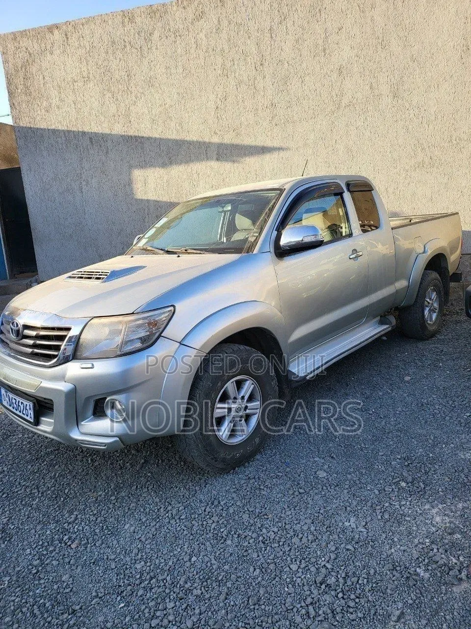 Toyota Hilux 2012 Gold