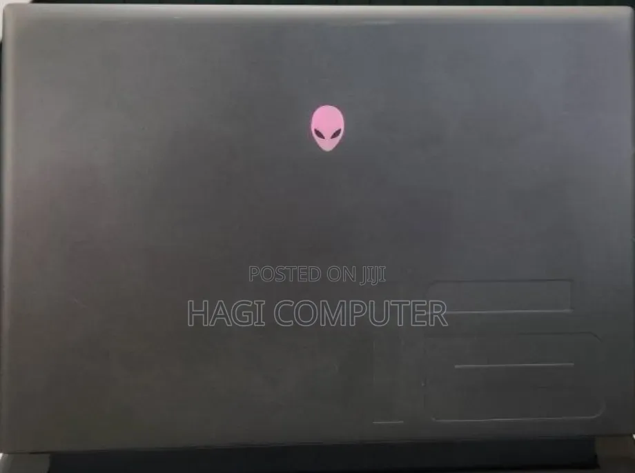 New Laptop Alienware M16 R1 16GB AMD Ryzen 9 SSD 1T