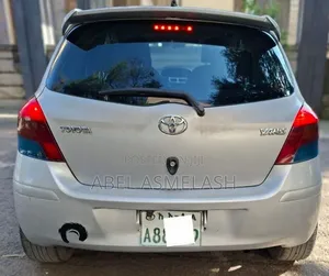 Toyota Yaris 2009 Silver