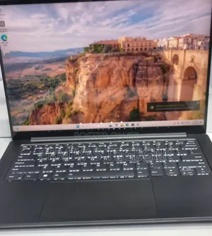 New Laptop Lenovo ThinkPad X1 Yoga 16GB Intel Core i7 SSD 512GB