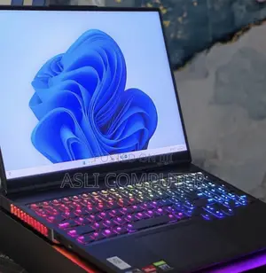 New Laptop Lenovo Legion 5 32GB AMD Ryzen 9 SSD 1T