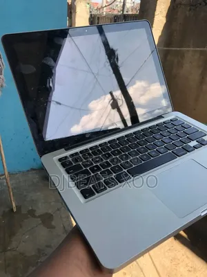 New Laptop Apple MacBook Pro 2011 6GB Intel Core i5 HDD 500GB