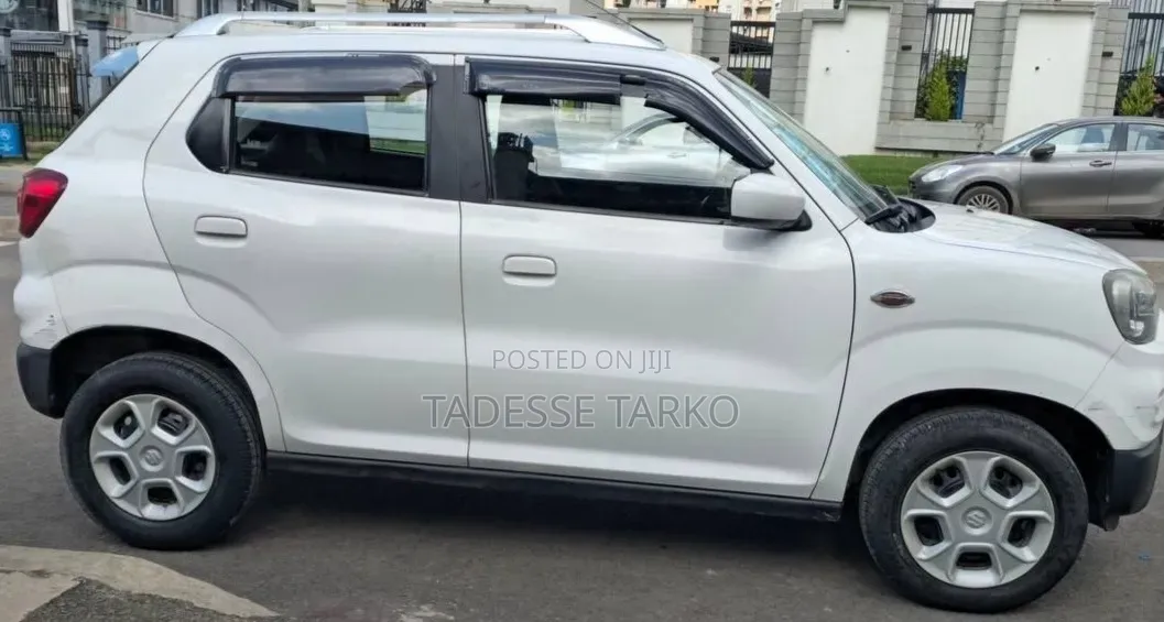 Suzuki S-Presso 2020 White