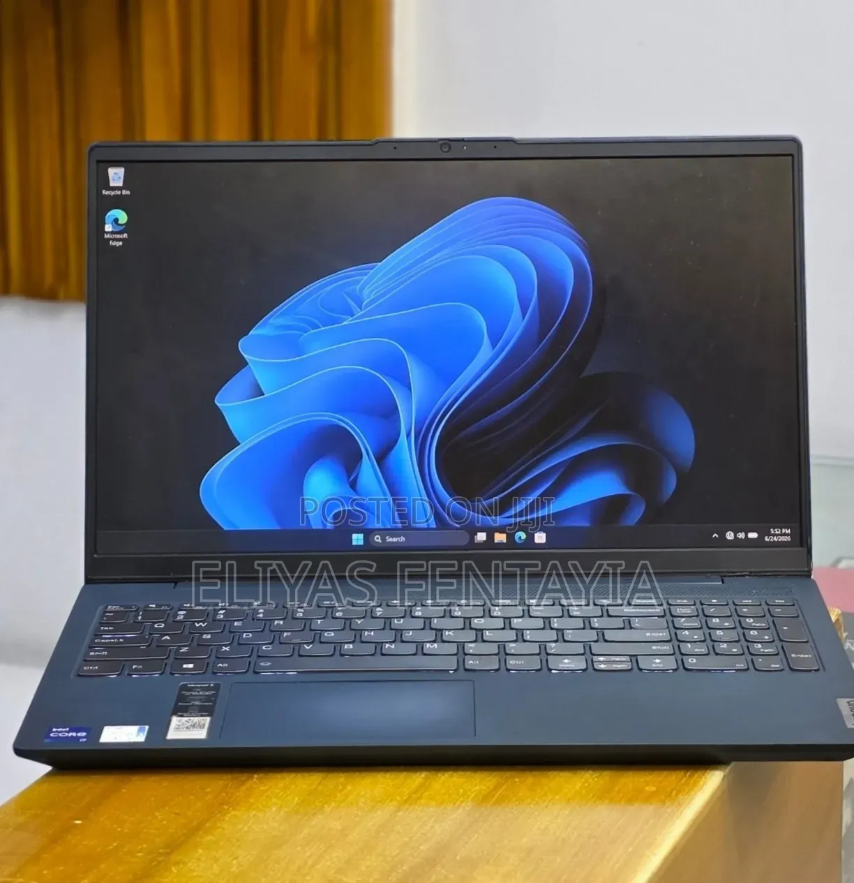 New Laptop Lenovo 12GB Intel Core i7 SSD 512GB
