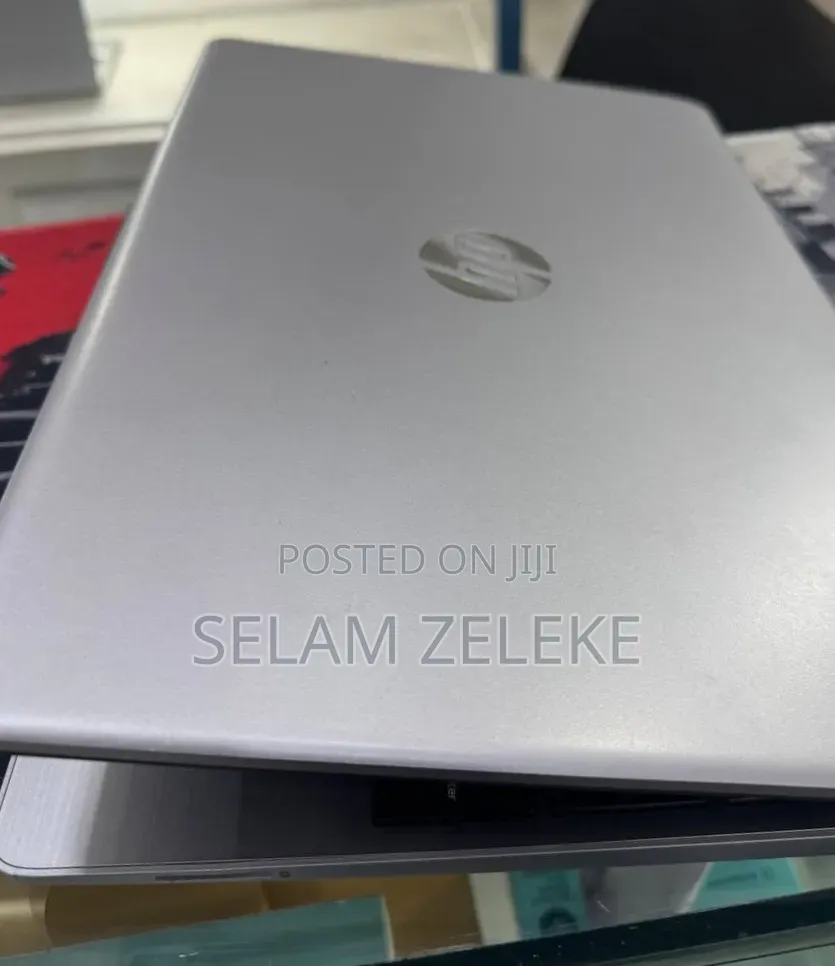 New Laptop HP 8GB Intel Core i5 SSD 512GB