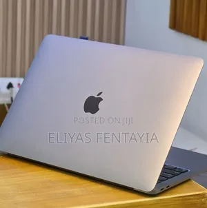 New Laptop Apple MacBook Air 2020 M1 16GB SSD 512GB