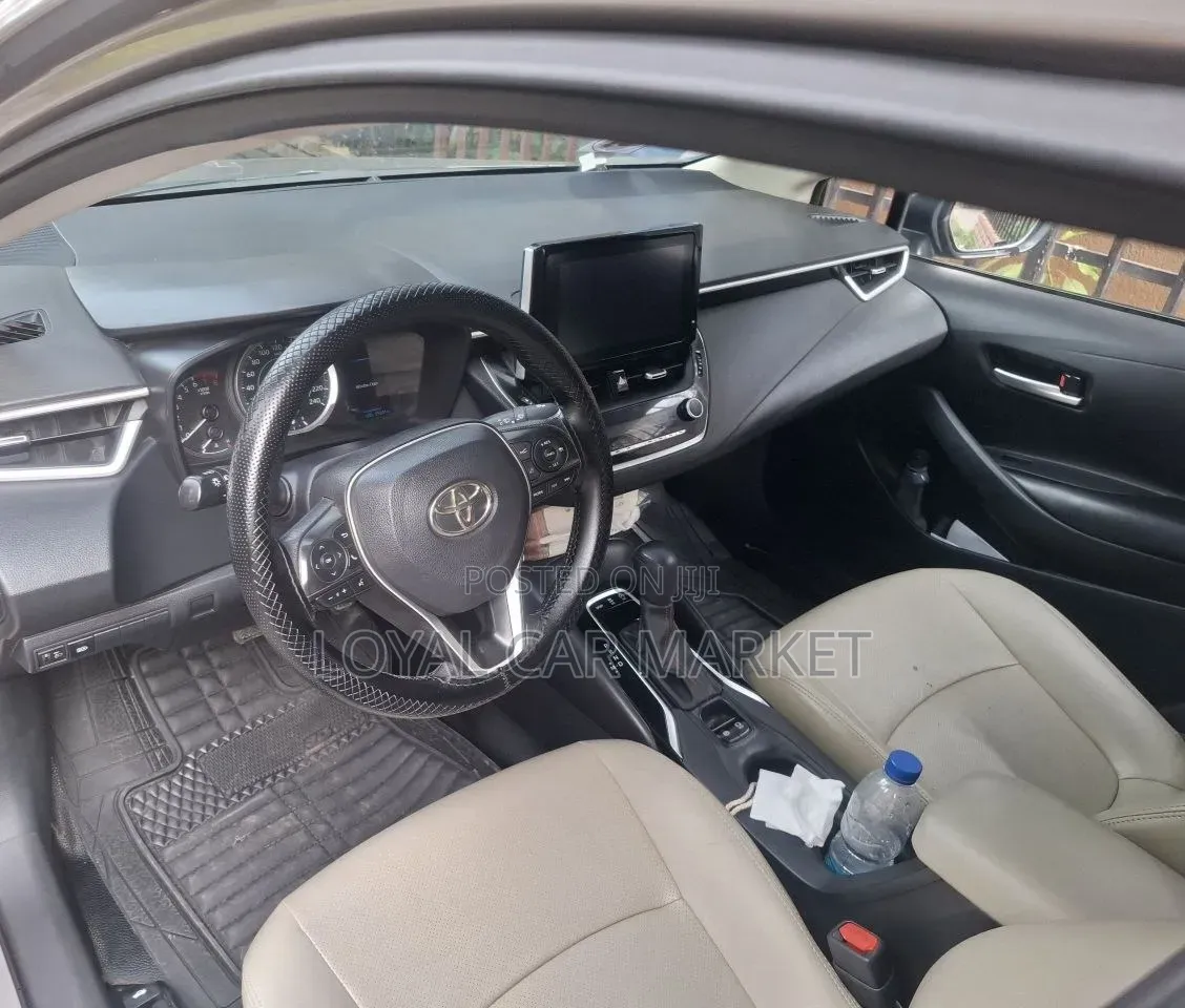 Toyota Corolla L 2022 Gray