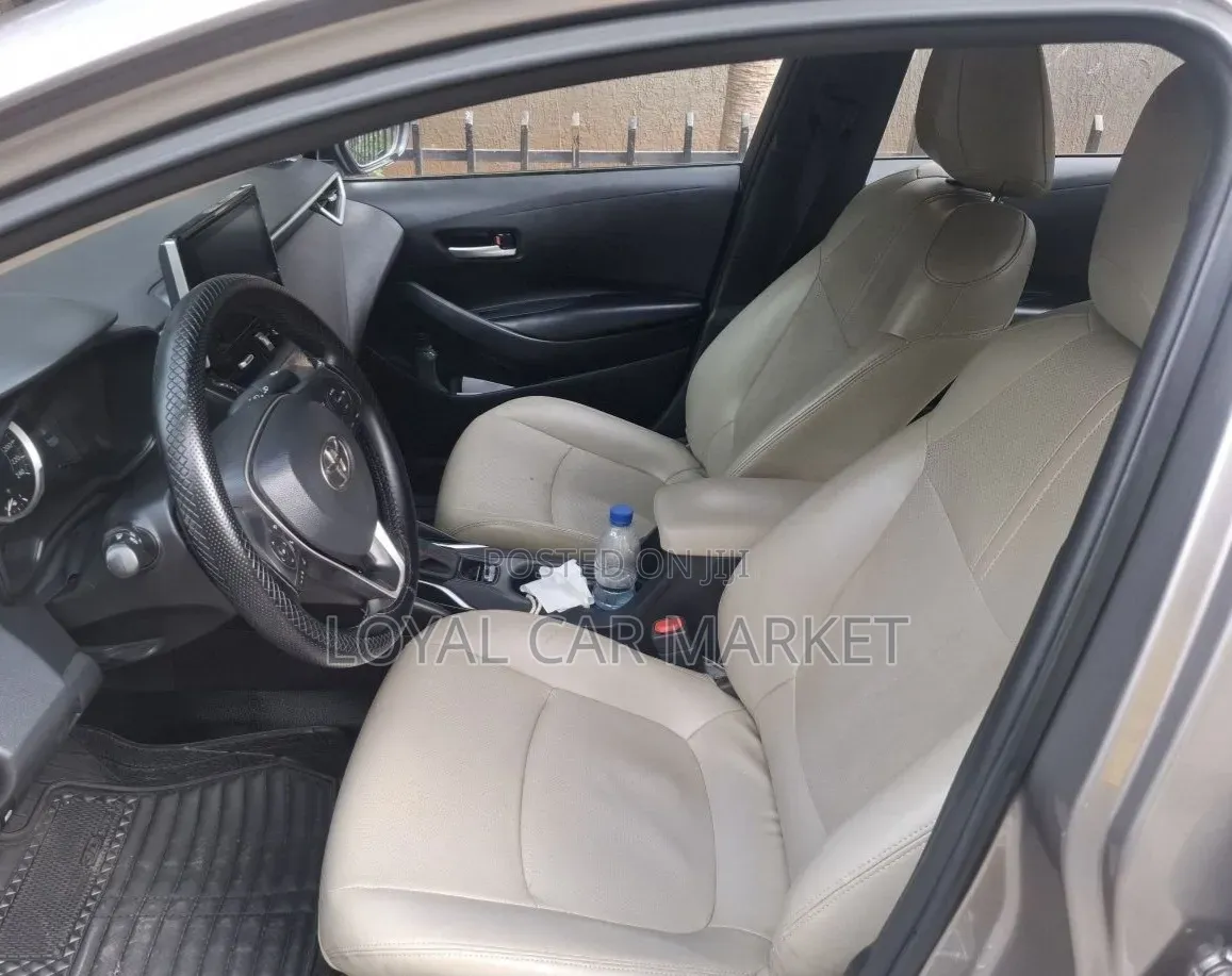 Toyota Corolla L 2022 Gray