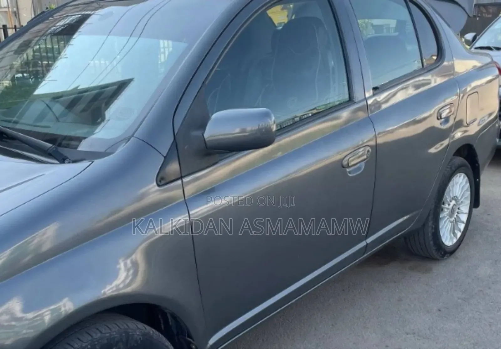 Toyota Platz 2001 Gray