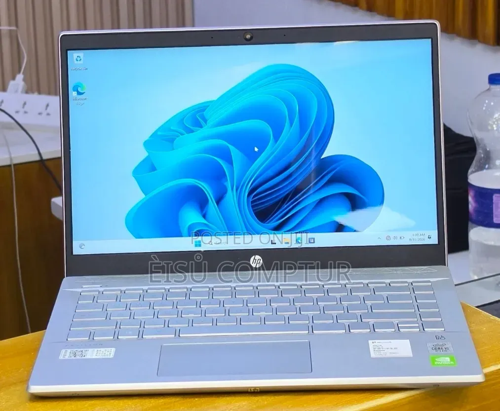 New Laptop HP Pavilion 14 8GB Intel Core i5 SSD 512GB
