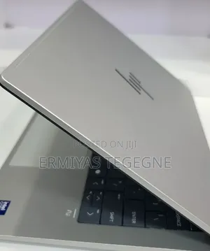 New Laptop HP OmniBook 7 14" 16GB Intel Core Ultra 7 SSD 512GB