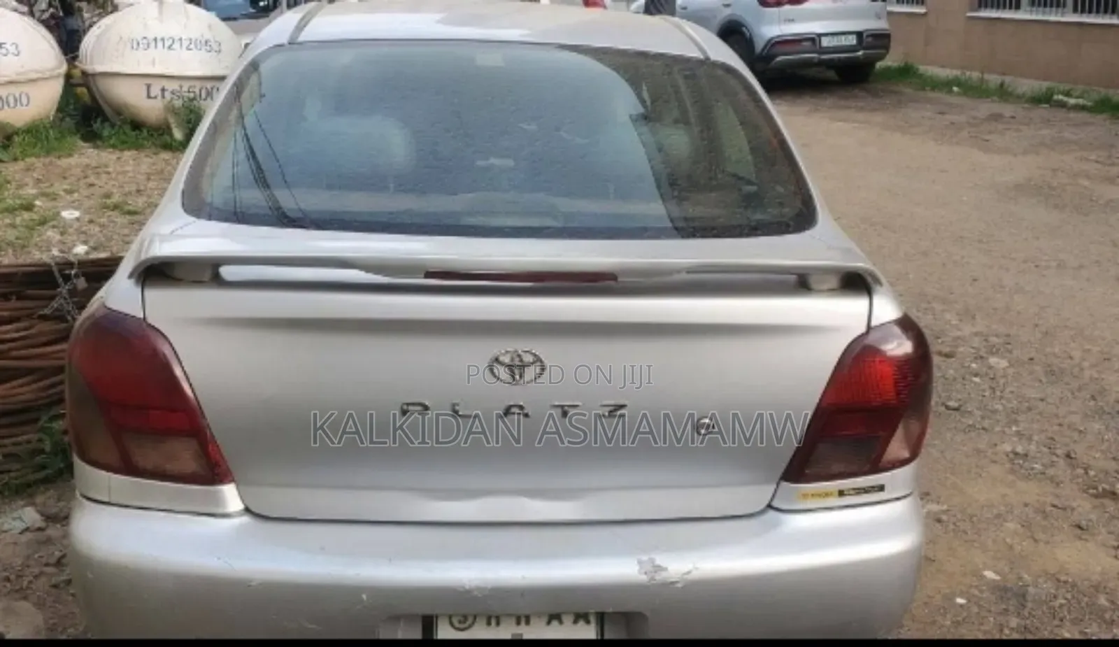 Toyota Platz 2001 Silver